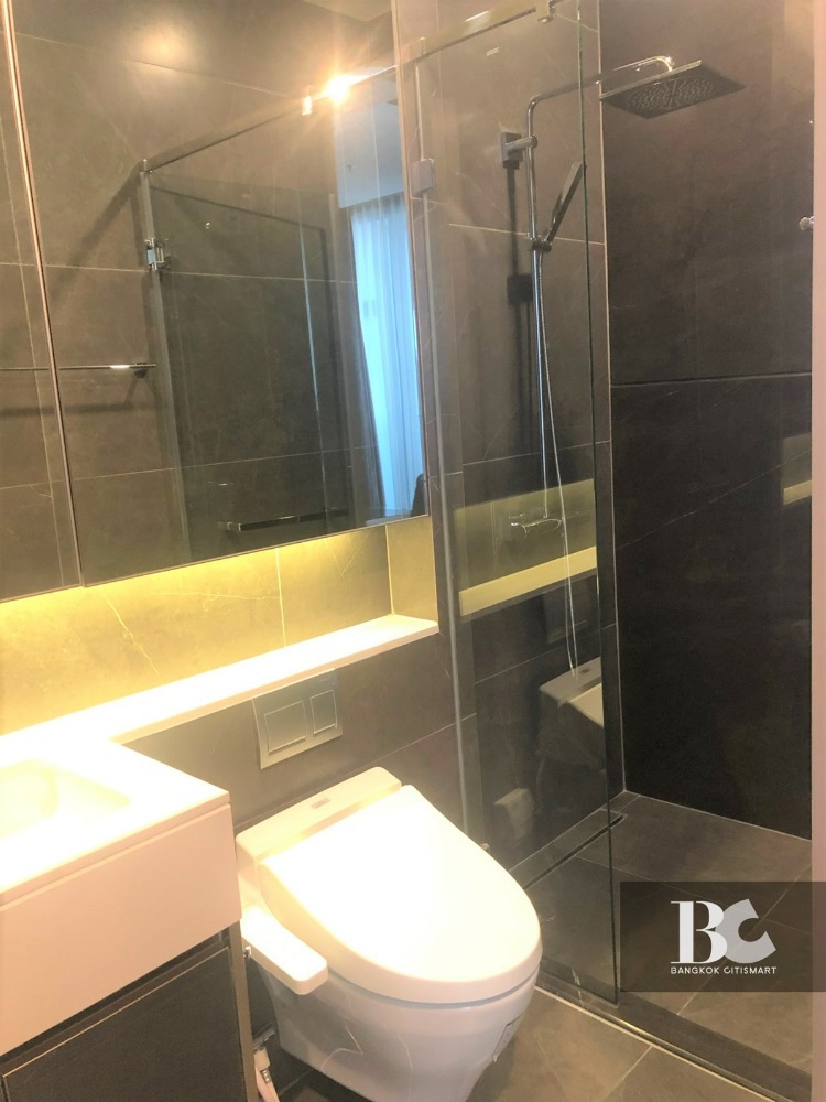 For SaleCondoRama9, Petchburi, RCA : Luxurious condo at Asoke 1 bed The Esse at Singha Complex, MRT Phetchaburi and SWU