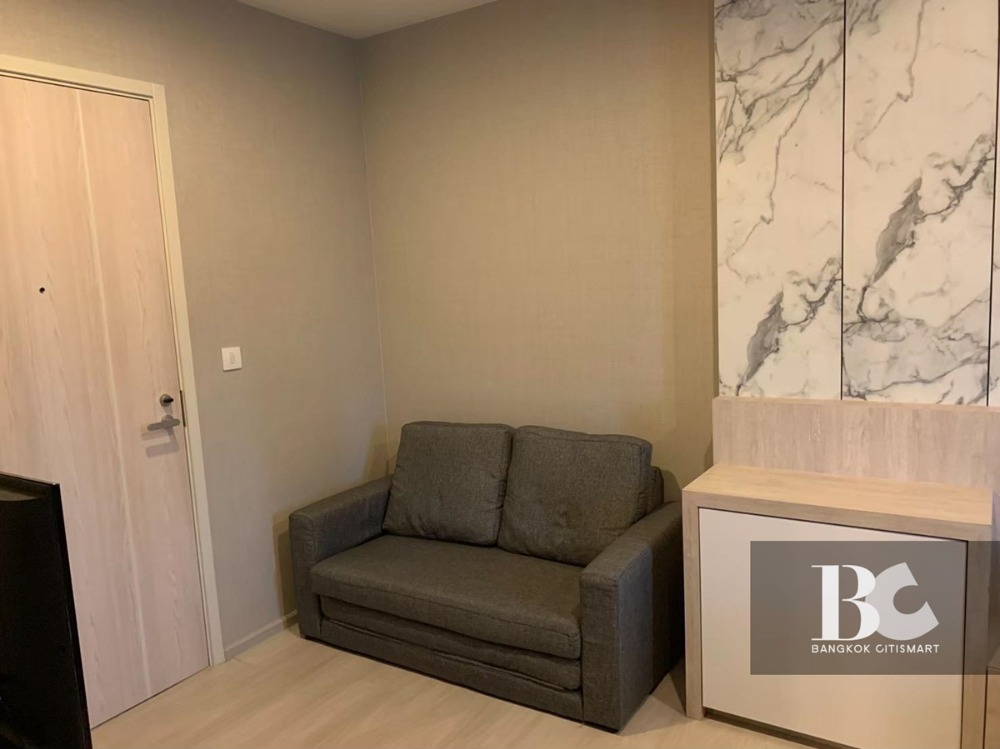 For SaleCondoRama9, Petchburi, RCA : Condo at Asoke for Sale, close to SWU, 1 bed, Life Asoke