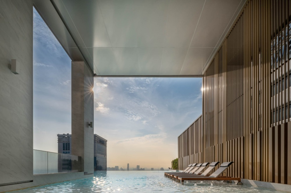 For SaleCondoSukhumvit, Asoke, Thonglor : Luxurious condo at Asoke 1 bed The Esse Asoke, MRT Phetchaburi and SWU