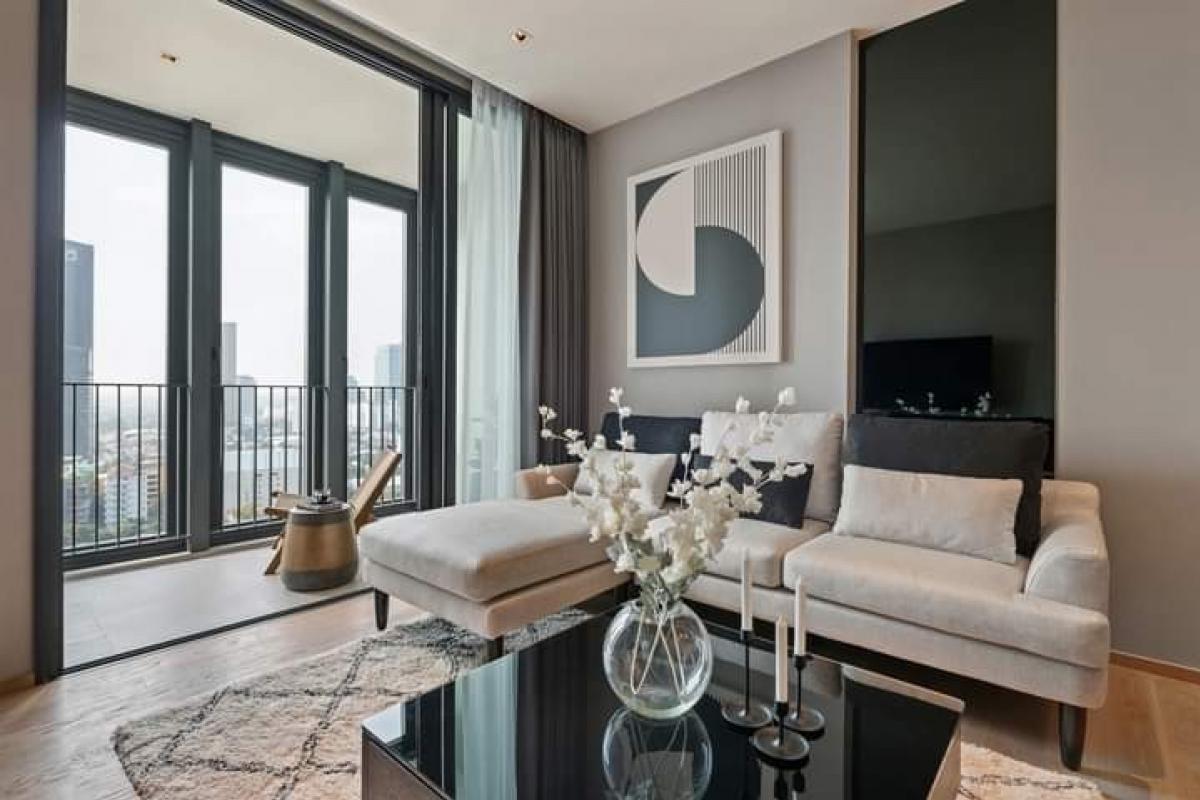 ขายคอนโดสุขุมวิท อโศก ทองหล่อ : 📢👇คุ้มค่าสำหรับการลงทุนหรืออยู่อาศัยเอง ที่คอนโดหรู Beatniq บริการคอนเซียร์จระดับโรงแรม 5 ดาว ใกล้ BTS เดินเพียงประมาณ 10 นาทีถึง Em District ห้องตกแต่งสวย ฟังก์ชันลงตัว เฟอร์นิเจอร์ครบ