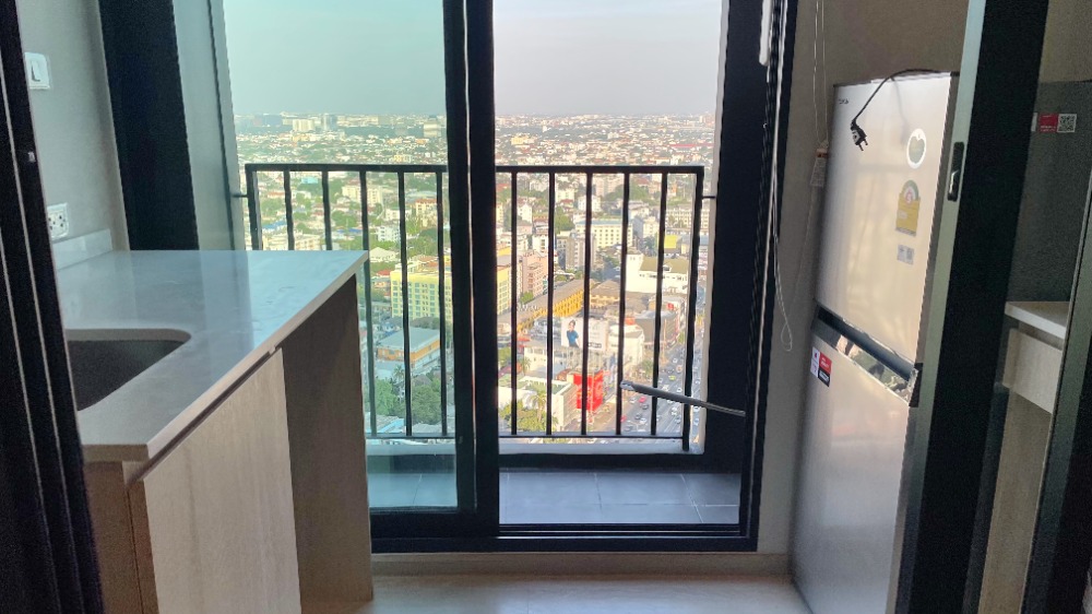 ให้เช่าคอนโดแจ้งวัฒนะ เมืองทอง : ให้เช่า NUE Noble Ngamwongwan (นิว โนเบิล งามวงศ์วาน ) ติดม่านห้องนอนแล้ว