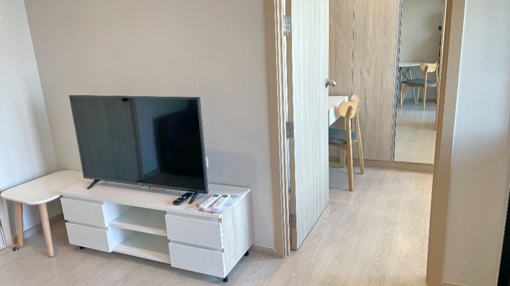 ให้เช่าคอนโดแจ้งวัฒนะ เมืองทอง : ให้เช่า NUE Noble Ngamwongwan (นิว โนเบิล งามวงศ์วาน ) ติดม่านห้องนอนแล้ว