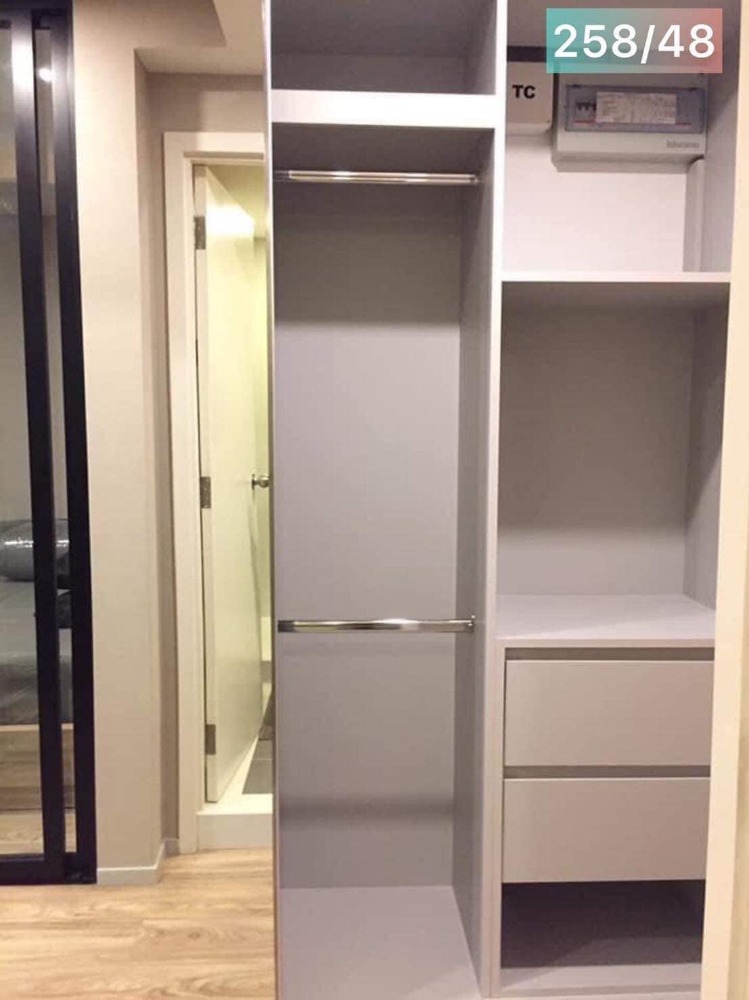 ขายคอนโดสาทร นราธิวาส : รหัสทรัพย์ Bh0761 บลอสซั่ม คอนโด สาทร-เจริญราษฎร์ ห้องขนาด 30 ตร.ม. แบบ 1 ห้องนอน 1 ห้องน้ำ ชั้น 2