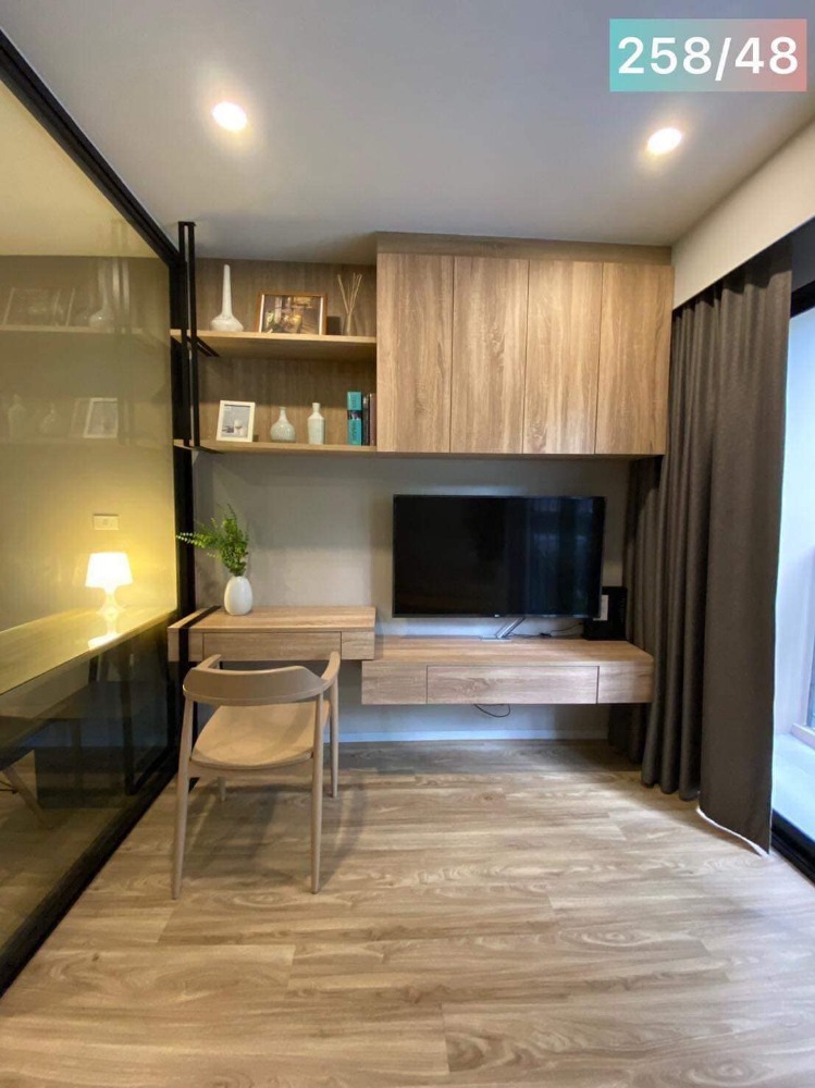 ขายคอนโดสาทร นราธิวาส : รหัสทรัพย์ Bh0761 บลอสซั่ม คอนโด สาทร-เจริญราษฎร์ ห้องขนาด 30 ตร.ม. แบบ 1 ห้องนอน 1 ห้องน้ำ ชั้น 2