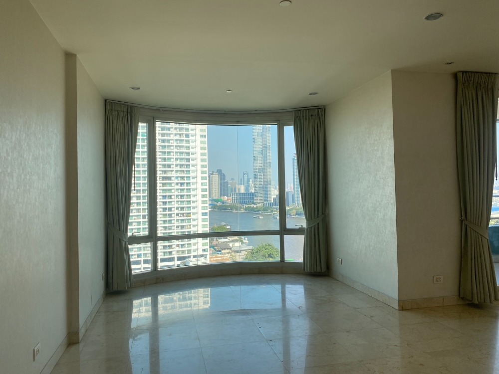 For RentCondoWongwianyai, Charoennakor : For Rent Condo at Watermark Chaophraya River (S15-22630)