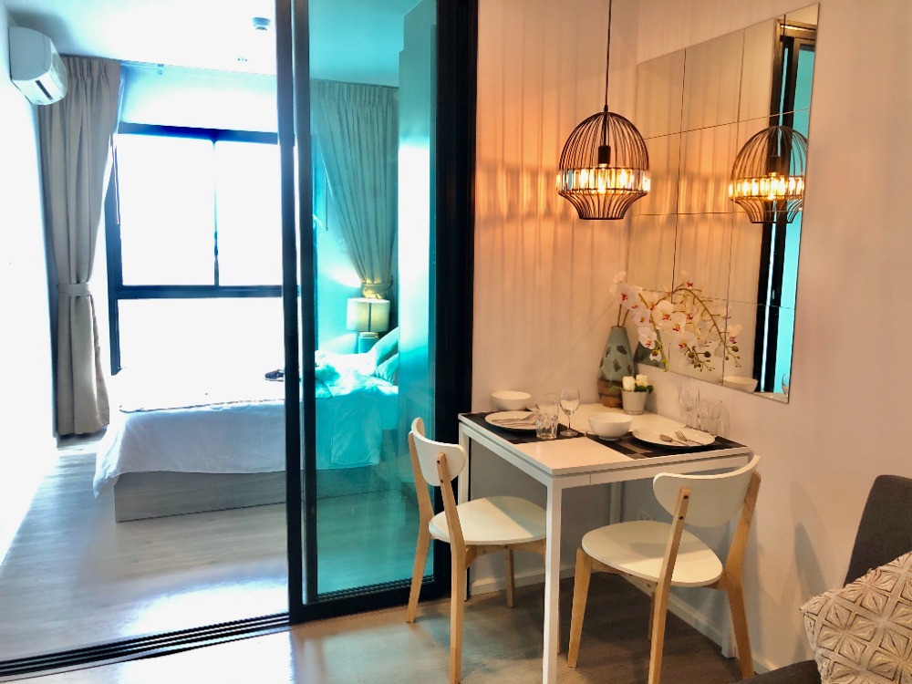 For SaleCondoBangna, Bearing, Lasalle : For sale: Notting Hill Sukhumvit 105, BTS Bearing, 400m, 8th floor, tree view, open view, very beautiful room, has a washing machine.