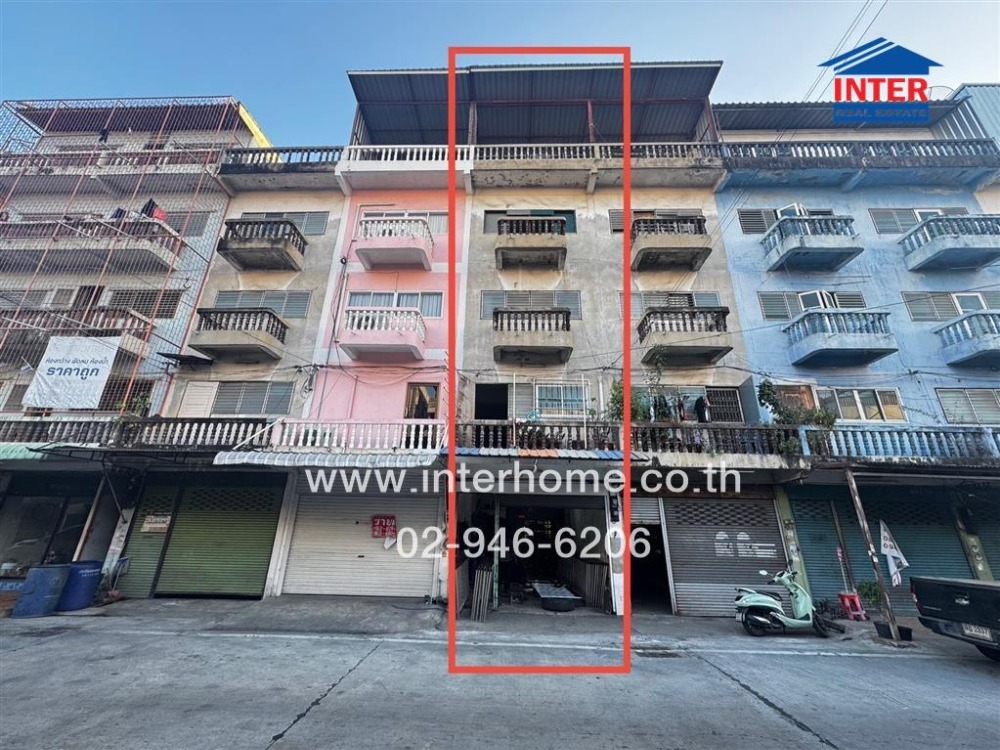 For SaleShop HousePathum Thani,Rangsit, Thammasat : 4-storey commercial building, 14 sq m, White House Village, Khlong Luang, near Future Park Rangsit, Soi Khlong Luang 17, Rangsit-Nakhon Nayok Road, Khlong Luang, Pathum Thani