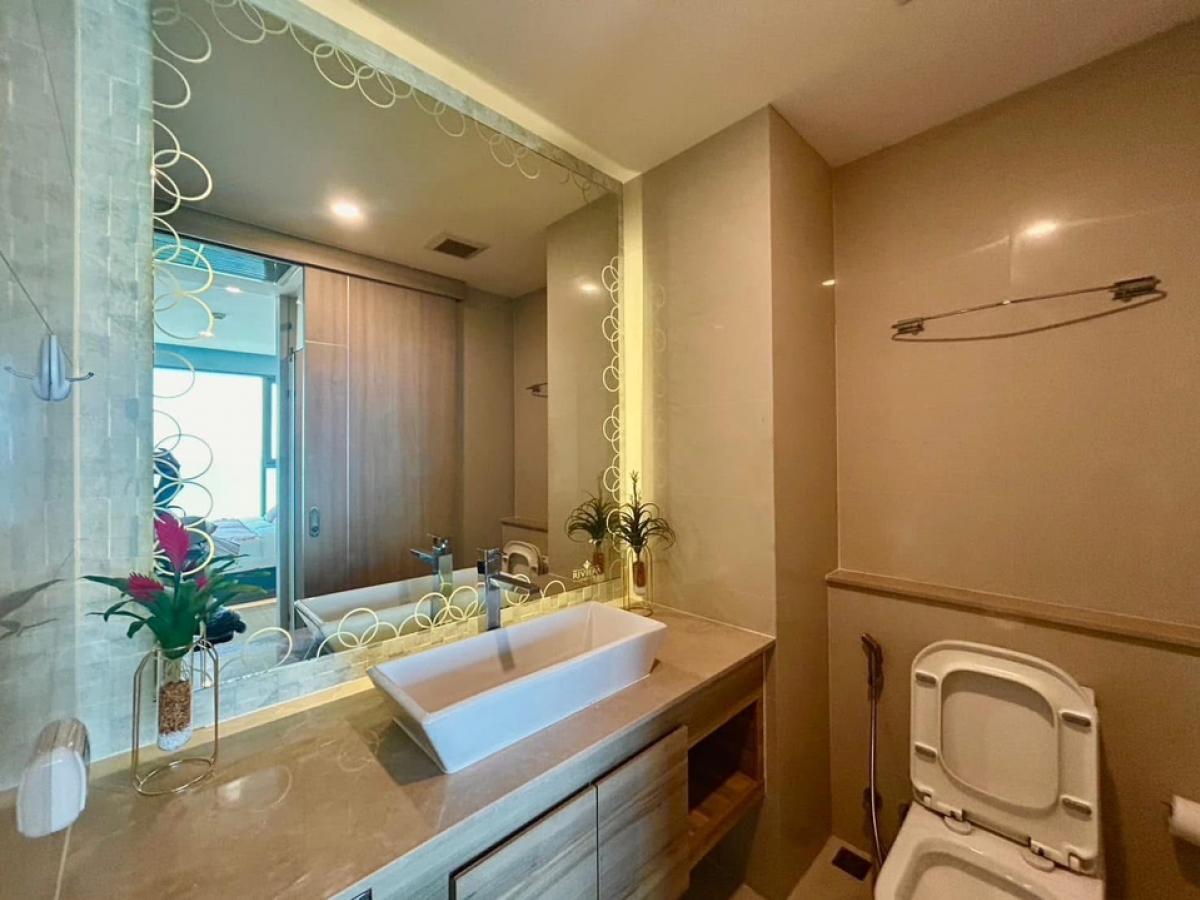 ให้เช่าคอนโดพัทยา บางแสน ชลบุรี สัตหีบ : FoR Rent ‼️ Seaview ปล่อยเช่าคอนโดริเวียร่า จอมเทียน ชั้น 32ใก้ลหาดจอมเทียน เดือนละ 25,000 รวมค่าส่วนกลาง (ราคานี้สัญญารายปีเท่านั้น)😃😃