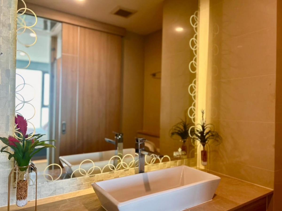 ให้เช่าคอนโดพัทยา บางแสน ชลบุรี สัตหีบ : FoR Rent ‼️ Seaview ปล่อยเช่าคอนโดริเวียร่า จอมเทียน ชั้น 32ใก้ลหาดจอมเทียน เดือนละ 25,000 รวมค่าส่วนกลาง (ราคานี้สัญญารายปีเท่านั้น)😃😃