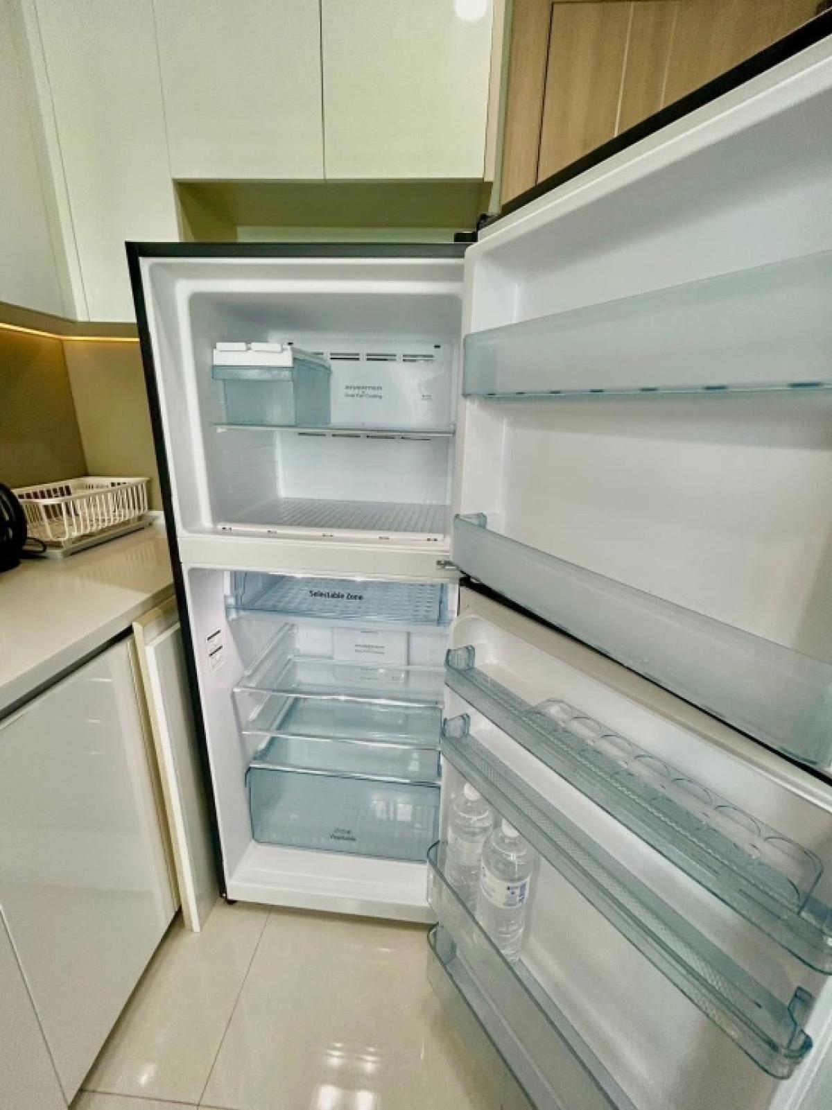 ให้เช่าคอนโดพัทยา บางแสน ชลบุรี สัตหีบ : FoR Rent ‼️ Seaview ปล่อยเช่าคอนโดริเวียร่า จอมเทียน ชั้น 32ใก้ลหาดจอมเทียน เดือนละ 25,000 รวมค่าส่วนกลาง (ราคานี้สัญญารายปีเท่านั้น)😃😃