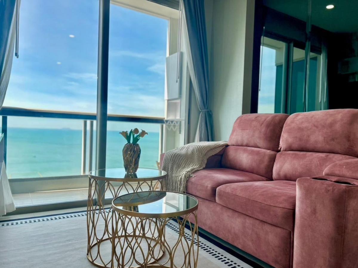 ให้เช่าคอนโดพัทยา บางแสน ชลบุรี สัตหีบ : FoR Rent ‼️ Seaview ปล่อยเช่าคอนโดริเวียร่า จอมเทียน ชั้น 32ใก้ลหาดจอมเทียน เดือนละ 25,000 รวมค่าส่วนกลาง (ราคานี้สัญญารายปีเท่านั้น)😃😃
