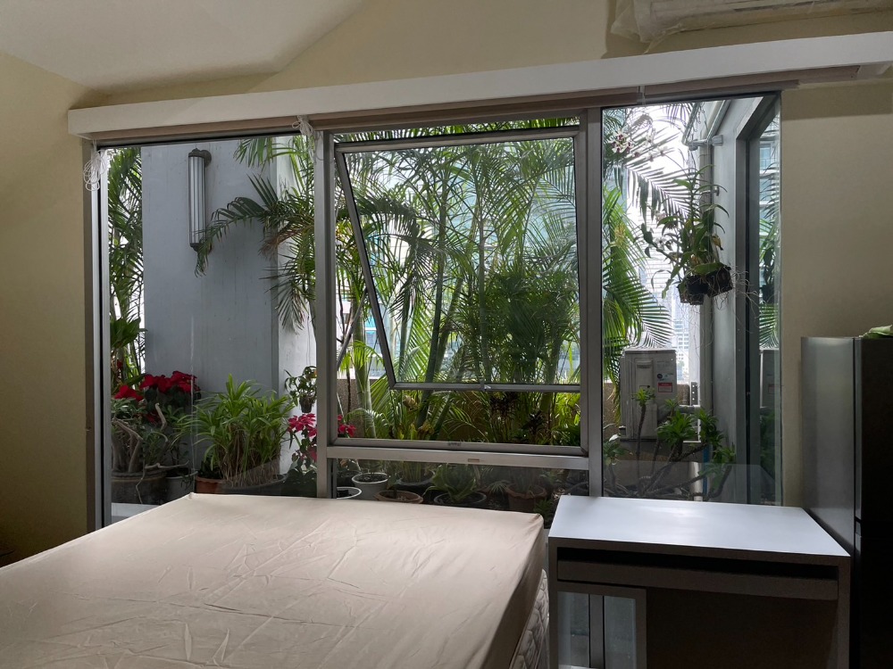 ให้เช่าคอนโดสีลม ศาลาแดง บางรัก : Rent Silom Suite Condo (Sathorn12 - BTS Saint Louise)