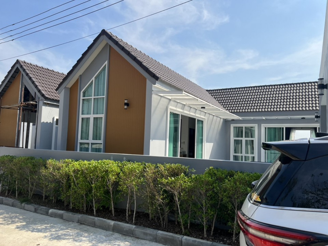 For SaleHouseCha-am Phetchaburi : For sale: Single house with swimming pool and roof terrace, The Jade Pool Villa, 174 sq m, 69.6 sq wa, beautiful view, near main road
