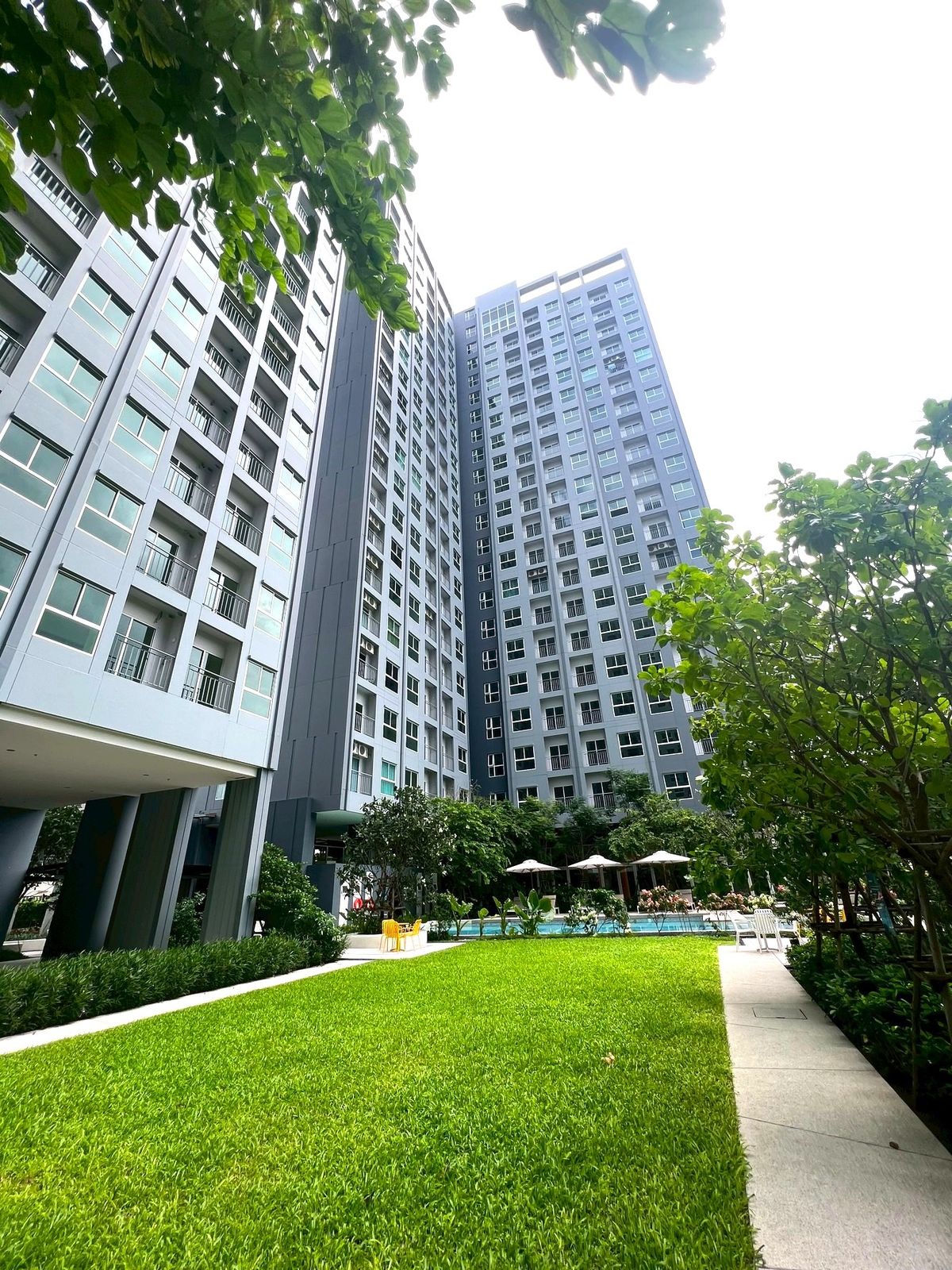 For SaleCondoPinklao, Charansanitwong : Condo for sale Lumpini Ville Charan - Fai Chai, on the main road, near MRT Charan 13 station, fully furnished, complete common area, ready to move in, Studio size 25 sq m., special price, beautiful room, good location, convenient transportation, Charan Sa