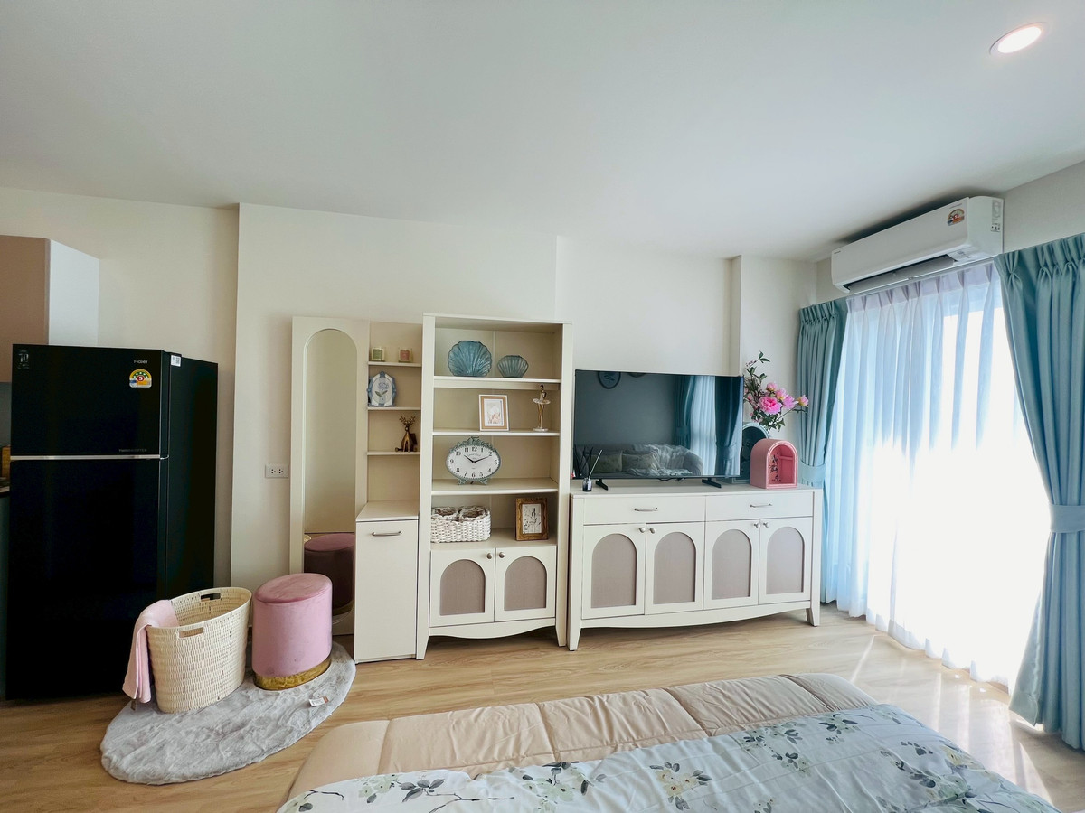 For SaleCondoPinklao, Charansanitwong : Condo for sale Lumpini Ville Charan - Fai Chai, on the main road, near MRT Charan 13 station, fully furnished, complete common area, ready to move in, Studio size 25 sq m., special price, beautiful room, good location, convenient transportation, Charan Sa