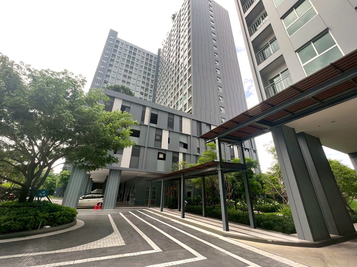 For SaleCondoPinklao, Charansanitwong : Condo for sale Lumpini Ville Charan - Fai Chai, on the main road, near MRT Charan 13 station, fully furnished, complete common area, ready to move in, Studio size 25 sq m., special price, beautiful room, good location, convenient transportation, Charan Sa