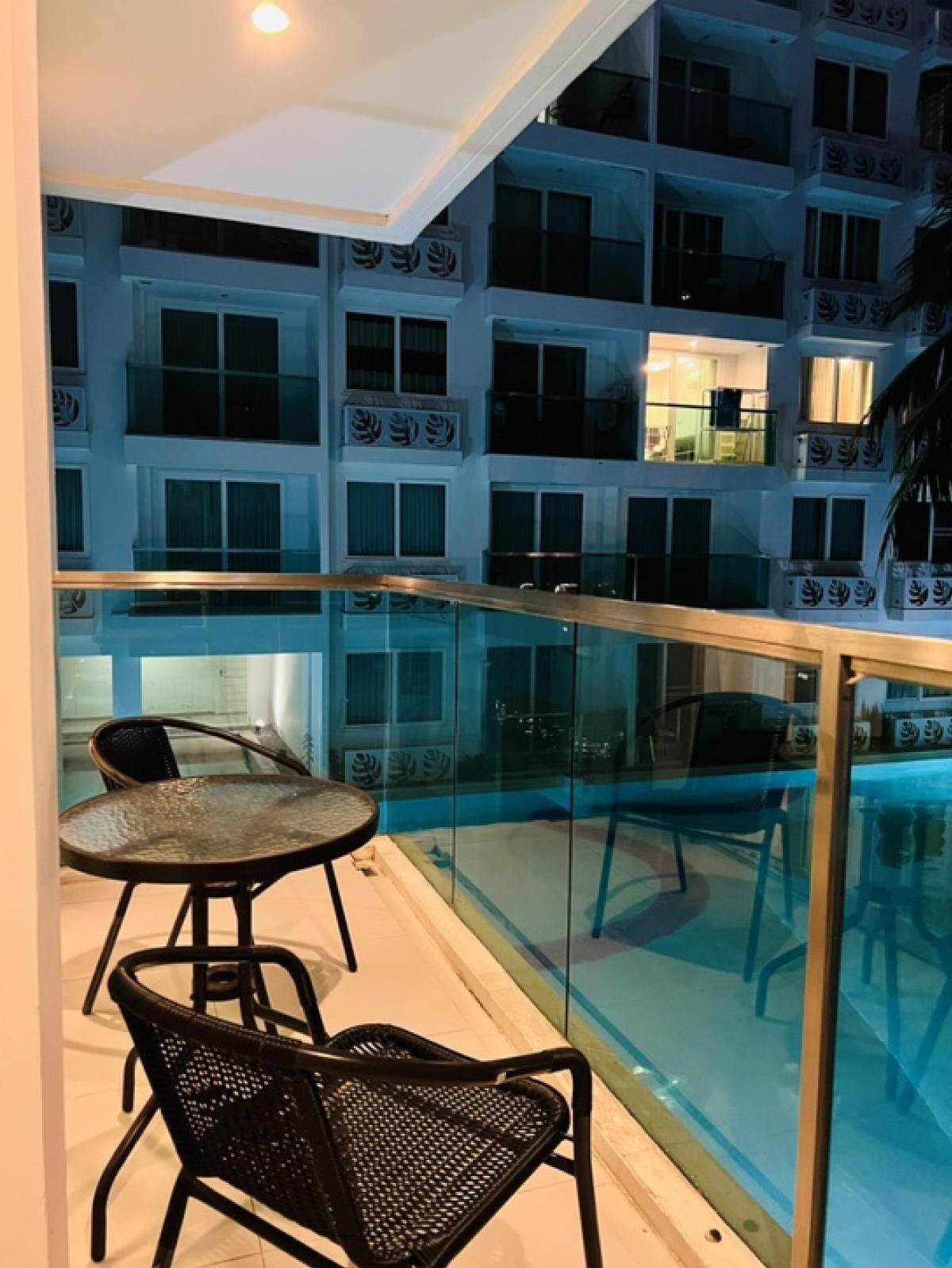 ให้เช่าคอนโดพัทยา บางแสน ชลบุรี สัตหีบ : For Rent‼️ 1 Bedroom Pool View 40 Sqm. Amazon Residence