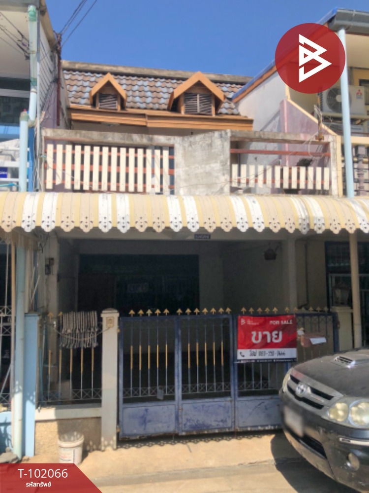 For SaleTownhomeNakhon Sawan : Townhouse for sale, 2 floors, Soi Himmapan 5, area 16.2 sq m, Pak Nam Pho, Nakhon Sawan