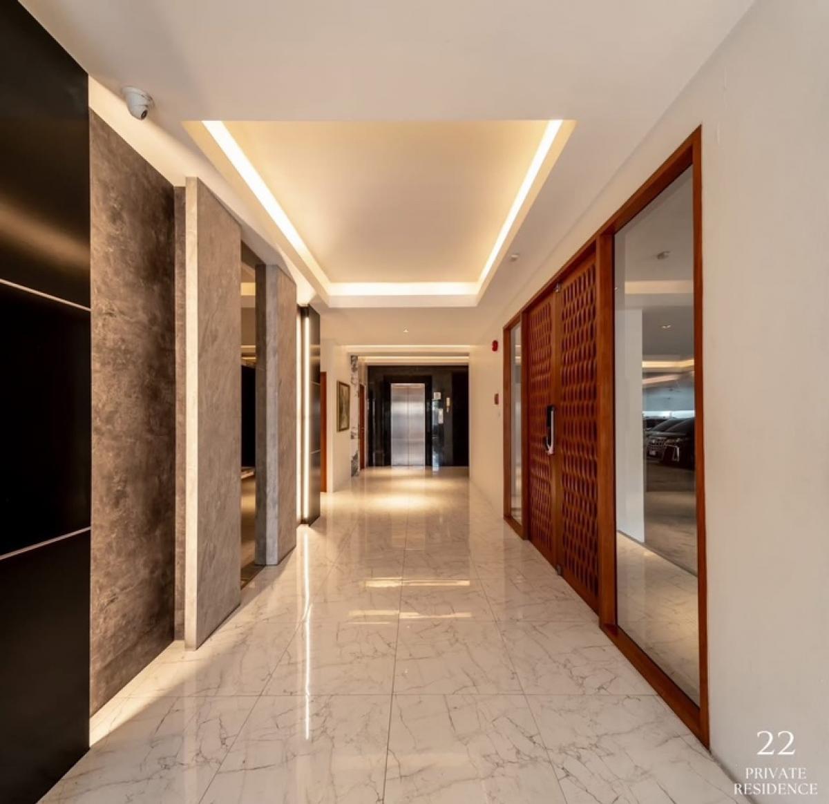 For SaleHouseRamkhamhaeng, Hua Mak : House for sale, Pool villa Krungthep Kreetha, size 2,047 Sq.m, price 250,000,000, contact 086-795-9997 (Jimmy)