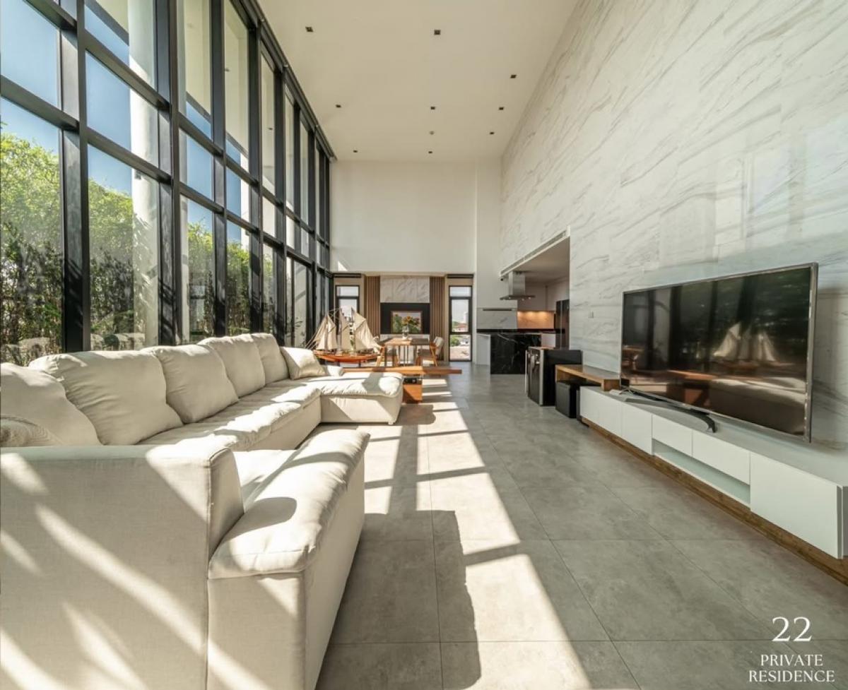 For SaleHouseRamkhamhaeng, Hua Mak : House for sale, Pool villa Krungthep Kreetha, size 2,047 Sq.m, price 250,000,000, contact 086-795-9997 (Jimmy)