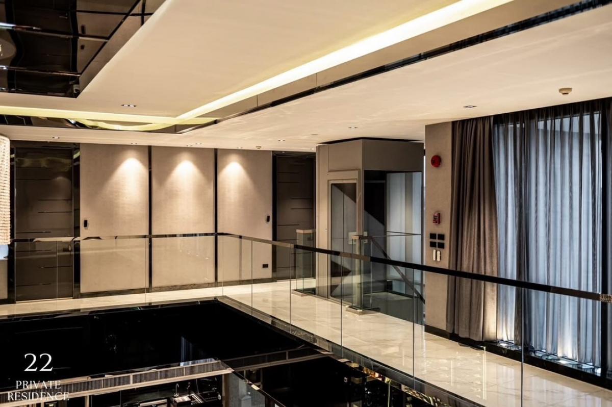 For SaleHouseRamkhamhaeng, Hua Mak : House for sale, Pool villa Krungthep Kreetha, size 2,047 Sq.m, price 250,000,000, contact 086-795-9997 (Jimmy)