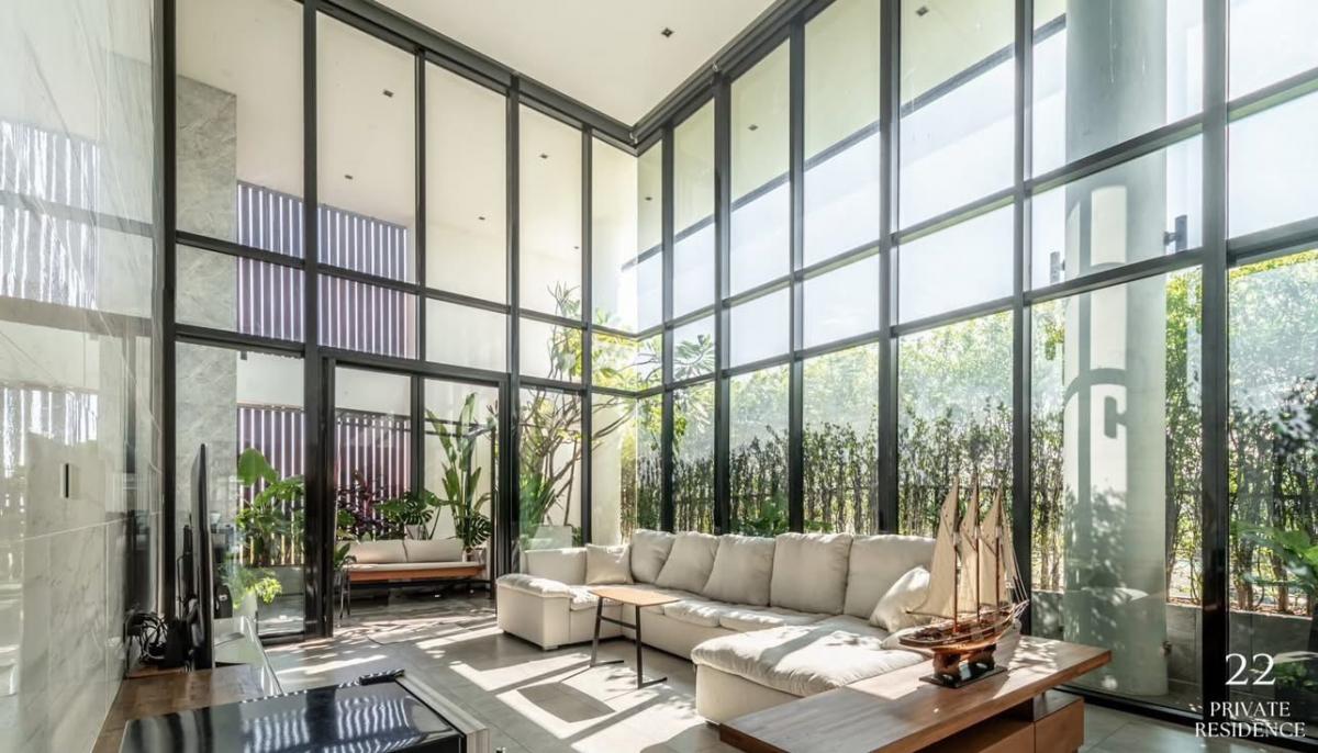 For SaleHouseRamkhamhaeng, Hua Mak : House for sale, Pool villa Krungthep Kreetha, size 2,047 Sq.m, price 250,000,000, contact 086-795-9997 (Jimmy)