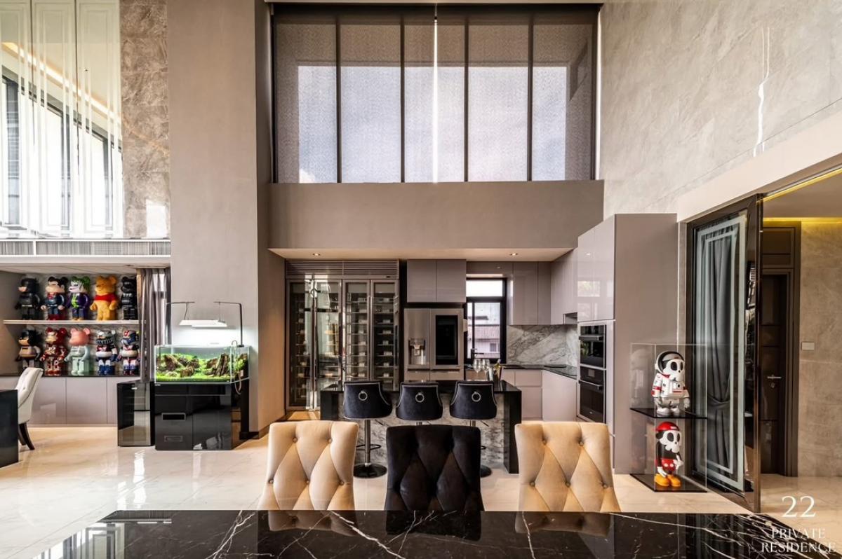 For SaleHouseRamkhamhaeng, Hua Mak : House for sale, Pool villa Krungthep Kreetha, size 2,047 Sq.m, price 250,000,000, contact 086-795-9997 (Jimmy)