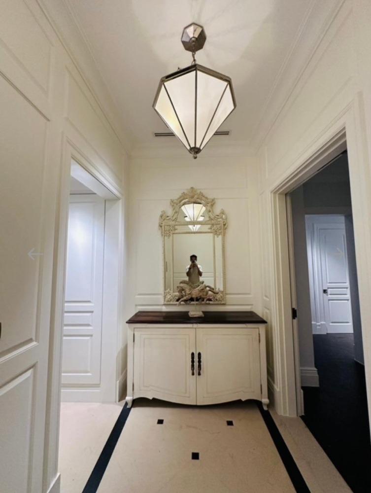 ให้เช่าคอนโดวิทยุ ชิดลม หลังสวน : Luxury Condo for Rent Phloen Chit | City Lifestyle Luxury | Near BTS Phloen Chit | 200,000 THB/Month | คอนโดหรูให้เช่า เพลินจิต ไลฟ์สไตล์เมือง หรูหรา ใกล้ BTS เพลินจิต 200,000 บาท/เดือน - LTHC11432