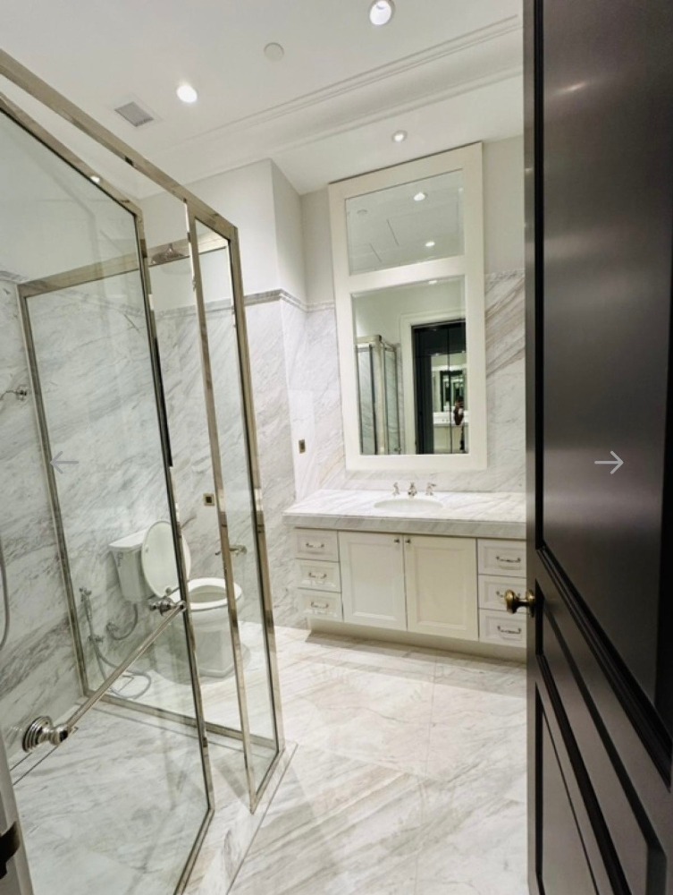 ให้เช่าคอนโดวิทยุ ชิดลม หลังสวน : Luxury Condo for Rent Phloen Chit | City Lifestyle Luxury | Near BTS Phloen Chit | 200,000 THB/Month | คอนโดหรูให้เช่า เพลินจิต ไลฟ์สไตล์เมือง หรูหรา ใกล้ BTS เพลินจิต 200,000 บาท/เดือน - LTHC11432