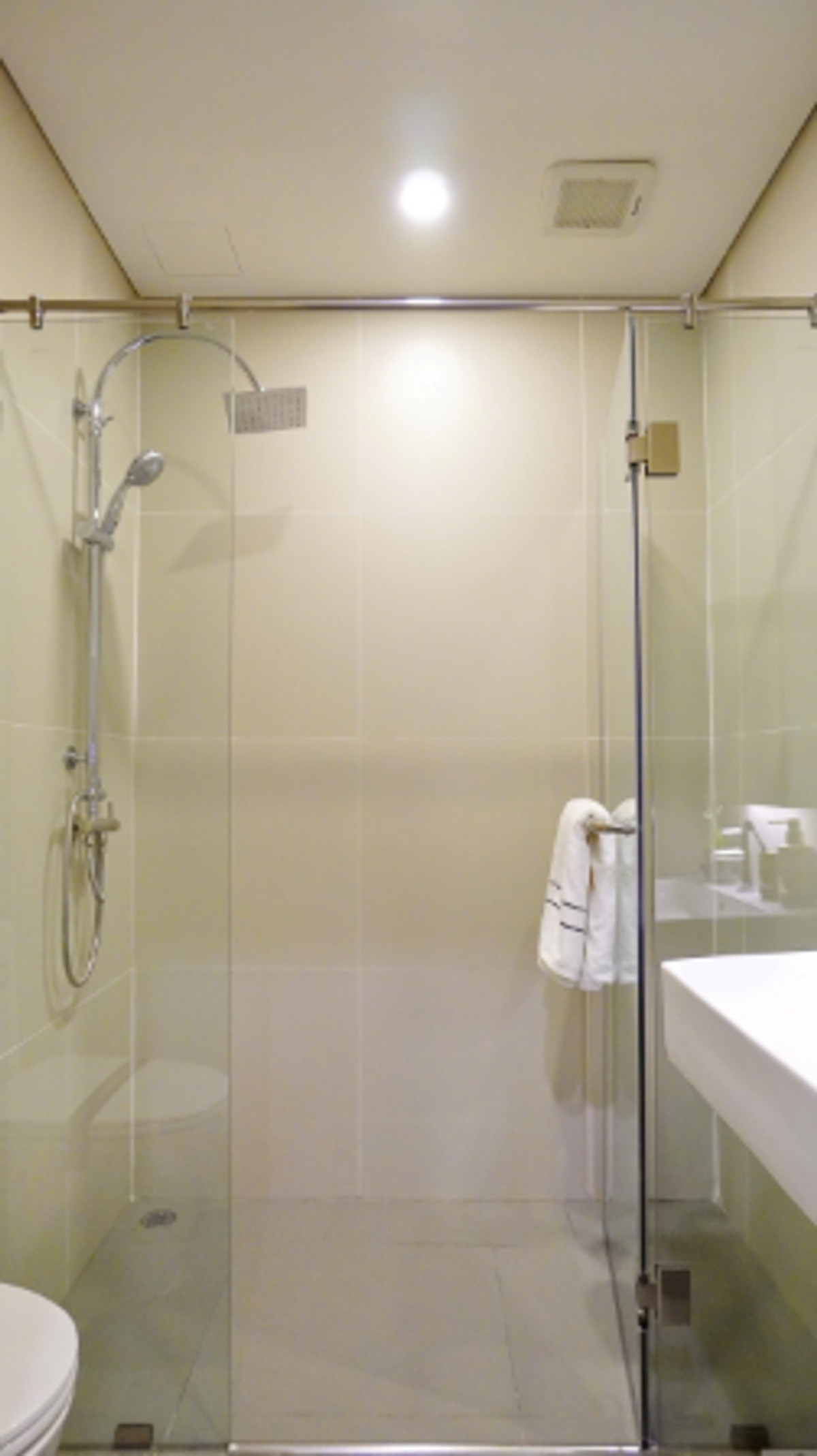 For SaleCondoPinklao, Charansanitwong : Condo for sale Lumpini Ville Charan - Fai Chai, on the main road, near MRT Charan 13 station, fully furnished, complete common area, ready to move in, Studio size 25 sq m., special price, beautiful room, good location, convenient transportation, Charan Sa