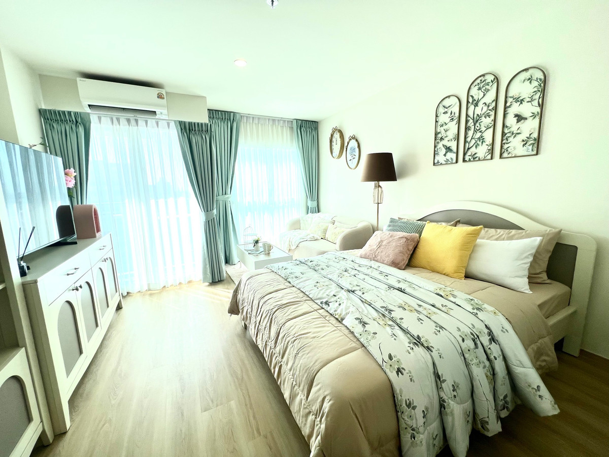 For SaleCondoPinklao, Charansanitwong : Condo for sale Lumpini Ville Charan - Fai Chai, on the main road, near MRT Charan 13 station, fully furnished, complete common area, ready to move in, Studio size 25 sq m., special price, beautiful room, good location, convenient transportation, Charan Sa