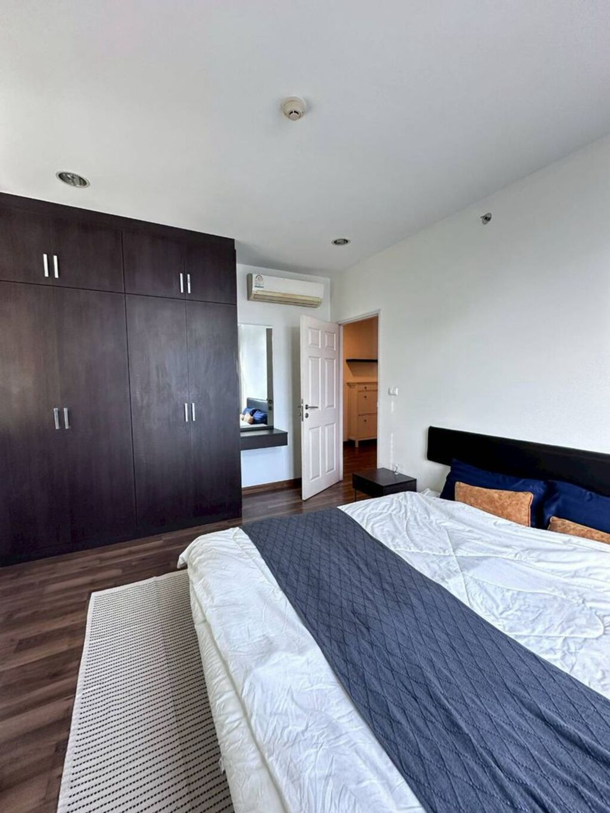 ขายคอนโดราชเทวี พญาไท : ขาย ชีวาทัย ราชปรารภ เลขที่ 11/247 (วิวตึกใบหยก)