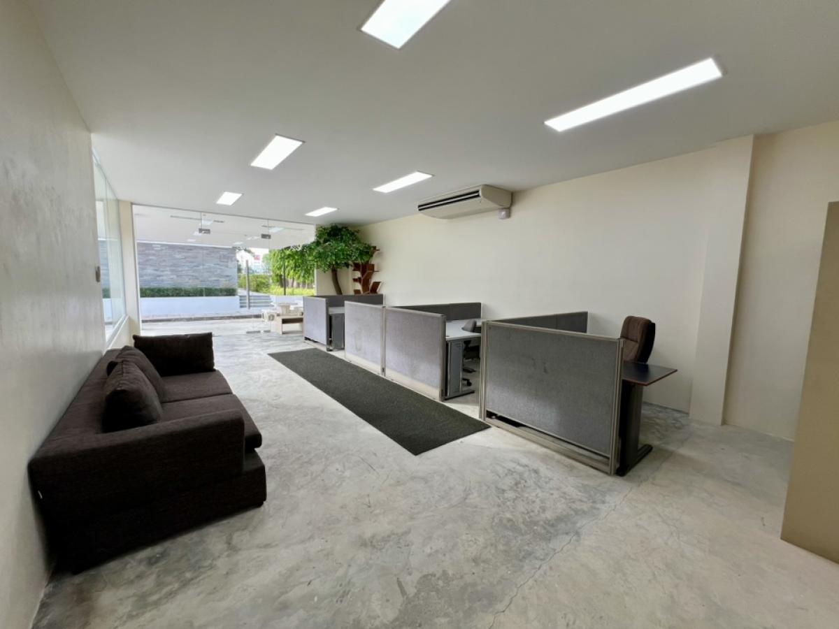 For RentOfficeRayong : ให้เช่าออฟฟิศสำนักงานข้างเซ็นทรัลระยองมีห้องน้ำในตัว แถมเฟอร์นิเจอร์สำนักงานจดบริษัทได้ พร้อมย้ายเข้าทันที!!!