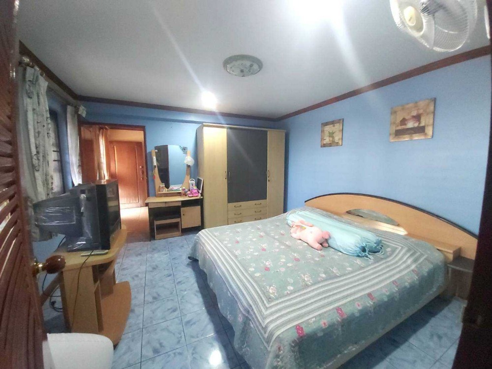 ขายบ้านพัทยา บางแสน ชลบุรี สัตหีบ : Single house for sale, prime location land, made into a pool villa (S03-1264)