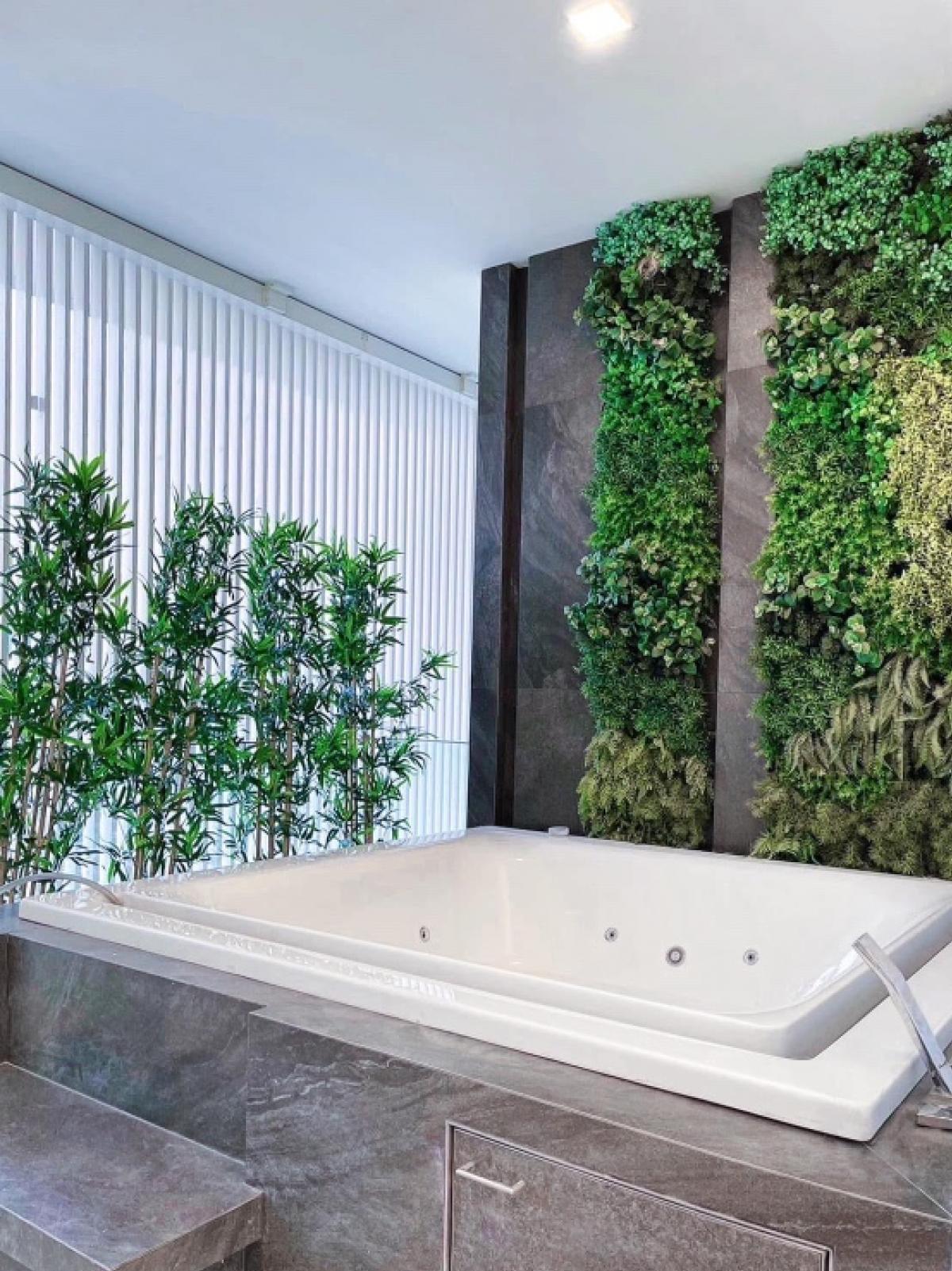 ให้เช่าบ้านเลียบทางด่วนรามอินทรา : บ้านเดี่ยว 3 ชั้น ระดับลักชัวรี่ พร้อมลิฟต์ส่วนตัว โครงการ VIVE เอกมัย–รามอินทรา ใกล้ทางด่วน
