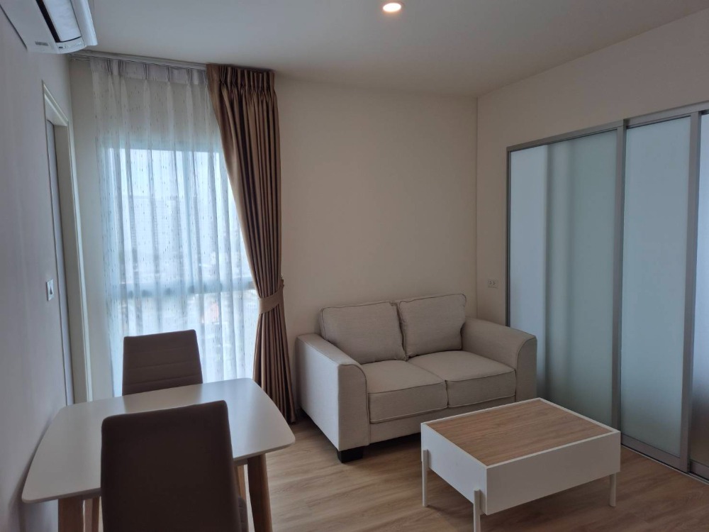For RentCondoPinklao, Charansanitwong : Condo for rent Lumpini Ville Charan-Faichai (Lumpini Ville Charan - Faichai) Size: 34 square meters, fully furnished, ready to move in!