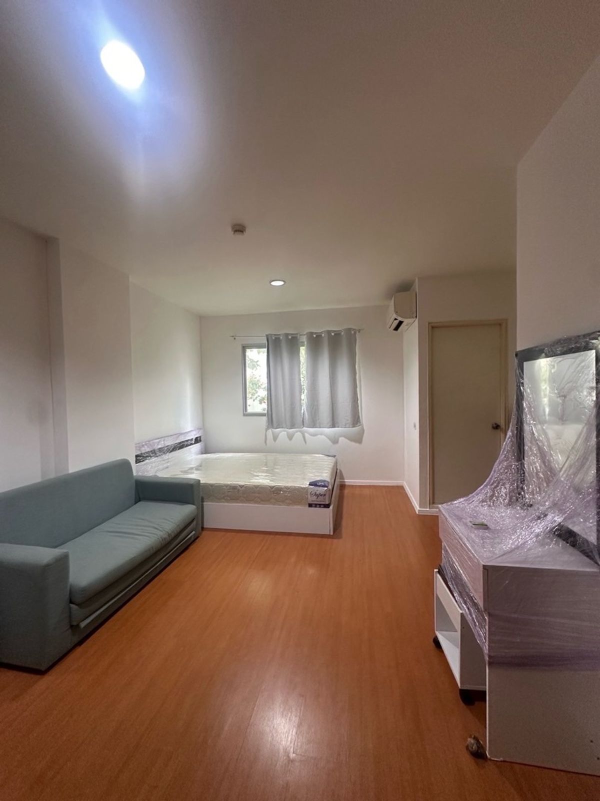 For SaleCondoPathum Thani,Rangsit, Thammasat : For sale Lumpini Rangsit, beautiful room E3, 7th floor, complete index furniture, contact 0933247322
