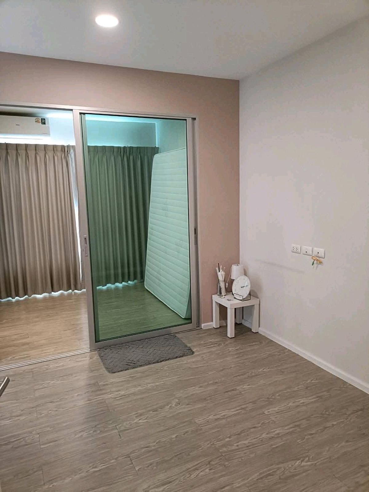 For RentCondoVipawadee, Don Mueang, Lak Si : ❌ Already reserved ❌ For rent Happy Condo Donmueang The Terminal 🌻 Beautiful room, complete electrical appliances 🥳