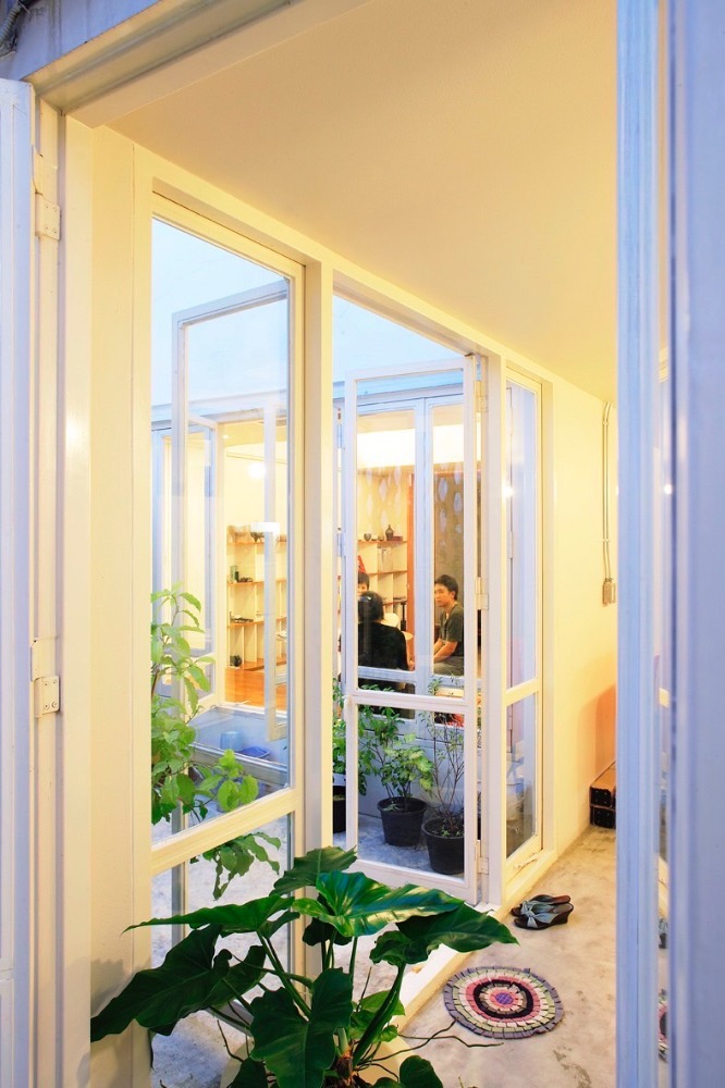 ขายโฮมออฟฟิศสุขุมวิท อโศก ทองหล่อ : Home Office For Sale in Sukhumvit 49, near Smitivej Hospital