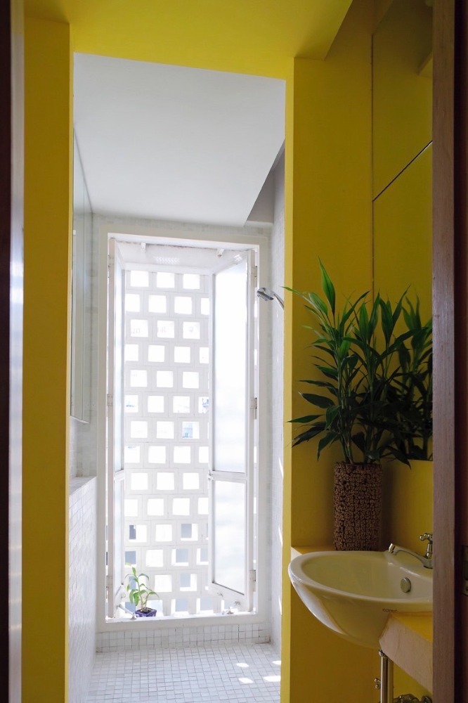 ขายโฮมออฟฟิศสุขุมวิท อโศก ทองหล่อ : Home Office For Sale in Sukhumvit 49, near Smitivej Hospital