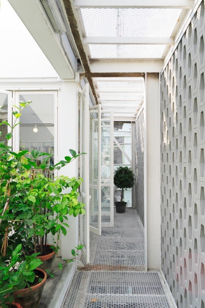 ขายโฮมออฟฟิศสุขุมวิท อโศก ทองหล่อ : Home Office For Sale in Sukhumvit 49, near Smitivej Hospital