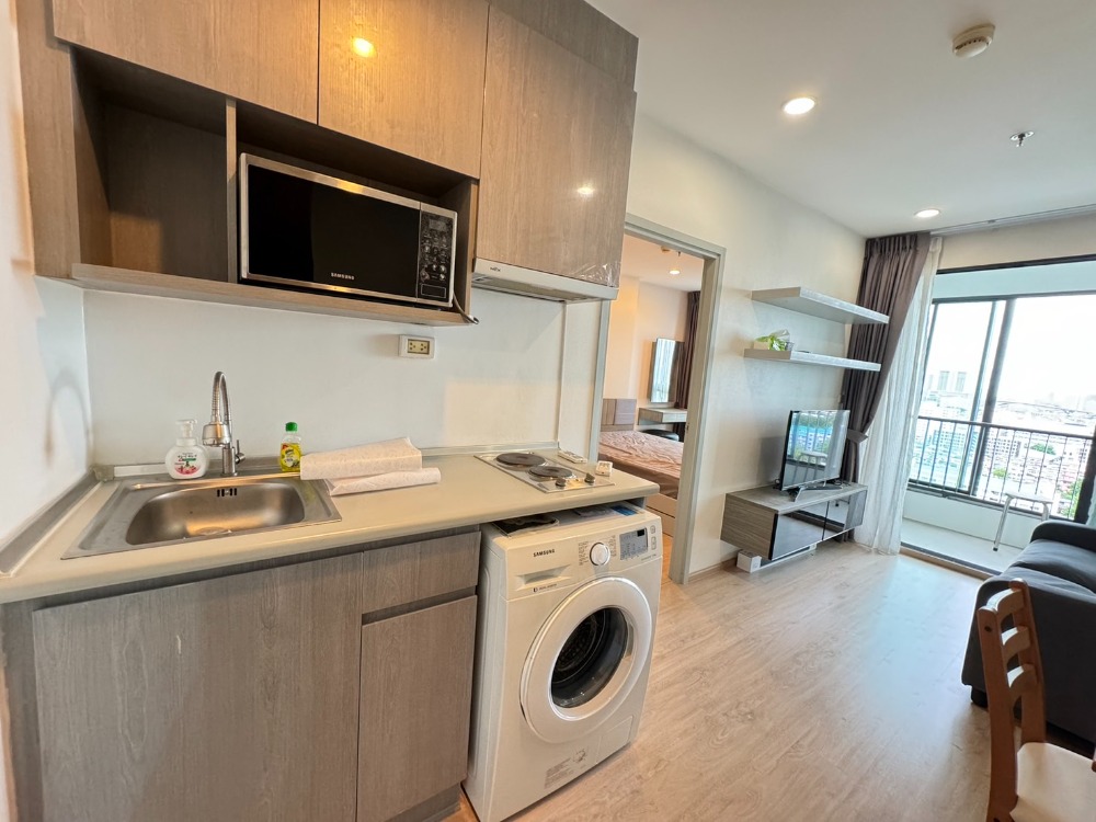 For SaleCondoThaphra, Talat Phlu, Wutthakat : Owner sells it himself. Very beautiful room, open view, Ideo Sathorn Thapra, 18th floor, fully furnished, please inquire.