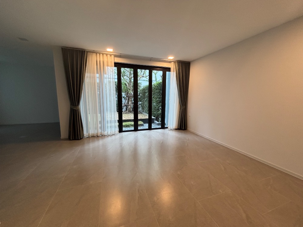 For RentHouseBangna, Bearing, Lasalle : K-6127 Urgent for rent! Vive Bangna Km.13 ready to move in, 15 minutes from Suvarnabhumi Airport.