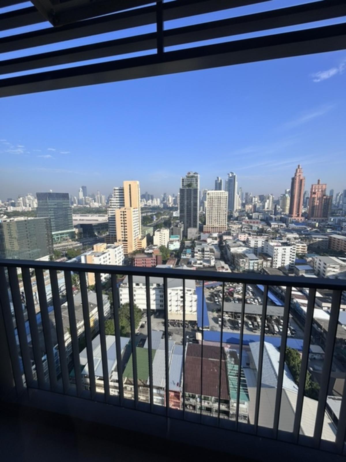 ให้เช่าคอนโดคลองเตย กล้วยน้ำไท : 🔥ให้เช่าด่วนสุด🔥ไลฟ์ พระราม 4 - อโศก ชั้น 20 วิวเมืองสุดตระการตา พร้อมเฟอร์นิเจอร์ครบชุด พร้อมเข้าอยู่ทันที