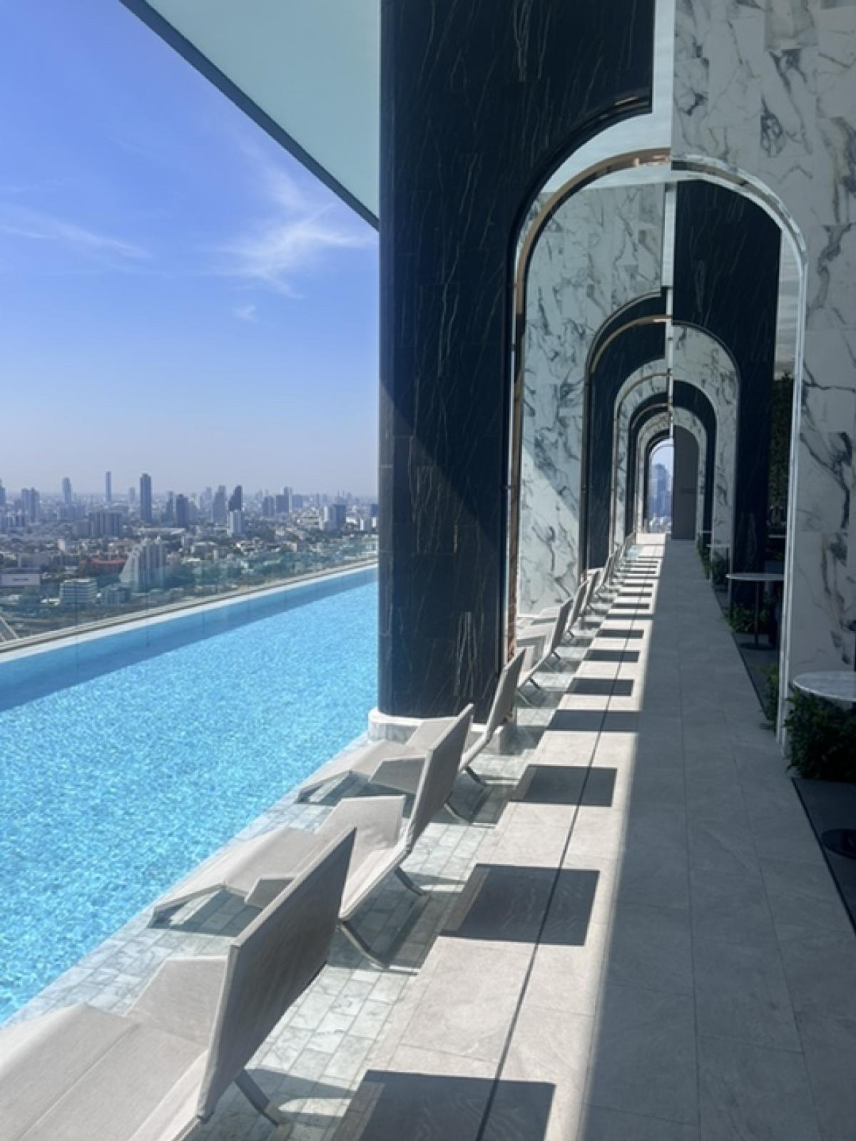 ให้เช่าคอนโดคลองเตย กล้วยน้ำไท : 🔥ให้เช่าด่วนสุด🔥ไลฟ์ พระราม 4 - อโศก ชั้น 20 วิวเมืองสุดตระการตา พร้อมเฟอร์นิเจอร์ครบชุด พร้อมเข้าอยู่ทันที