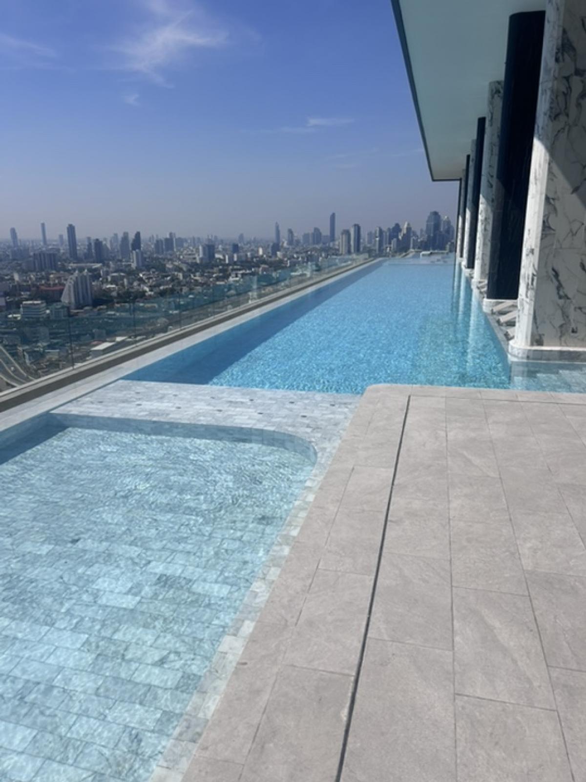 ให้เช่าคอนโดคลองเตย กล้วยน้ำไท : 🔥ให้เช่าด่วนสุด🔥ไลฟ์ พระราม 4 - อโศก ชั้น 20 วิวเมืองสุดตระการตา พร้อมเฟอร์นิเจอร์ครบชุด พร้อมเข้าอยู่ทันที