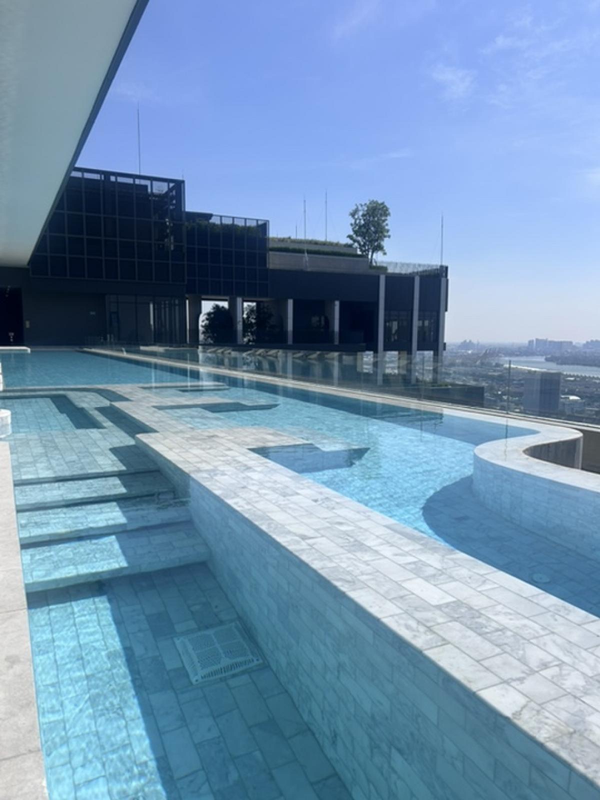 ให้เช่าคอนโดคลองเตย กล้วยน้ำไท : 🔥ให้เช่าด่วนสุด🔥ไลฟ์ พระราม 4 - อโศก ชั้น 20 วิวเมืองสุดตระการตา พร้อมเฟอร์นิเจอร์ครบชุด พร้อมเข้าอยู่ทันที