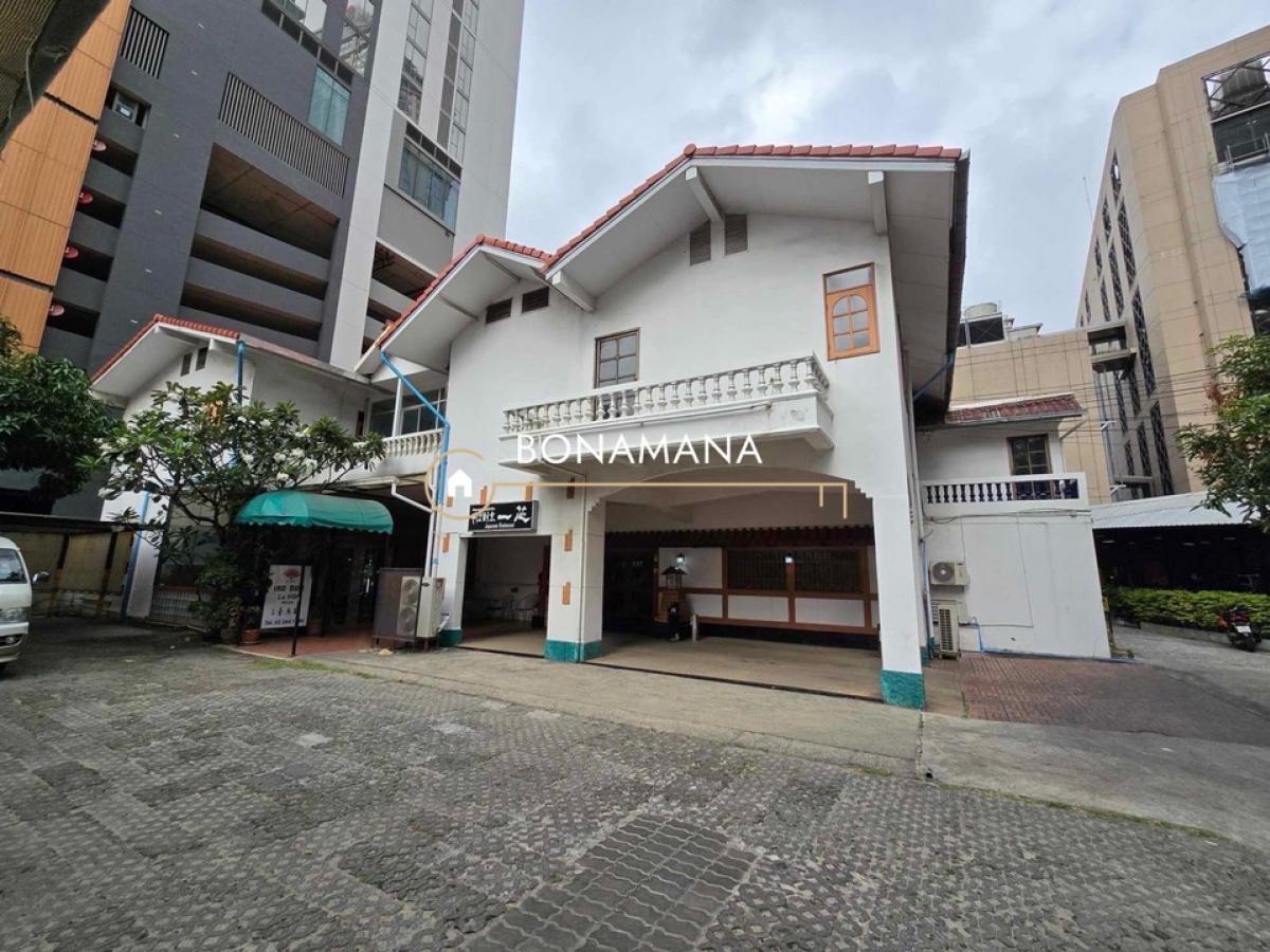 ให้เช่าร้านค้า/ตลาดนัดสุขุมวิท อโศก ทองหล่อ : ร้านอาหารให้เช่า พร้อมพงษ์ ใกล้รถไฟฟ้า และ Emporium