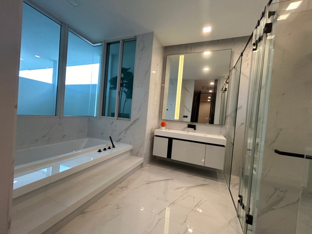 ให้เช่าบ้านเลียบทางด่วนรามอินทรา : ให้เช่าบ้าน VIVE เอกมัย-รามอินทรา