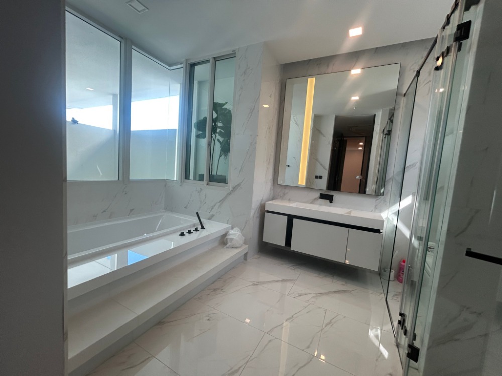 ให้เช่าบ้านเลียบทางด่วนรามอินทรา : ให้เช่าบ้าน VIVE เอกมัย-รามอินทรา